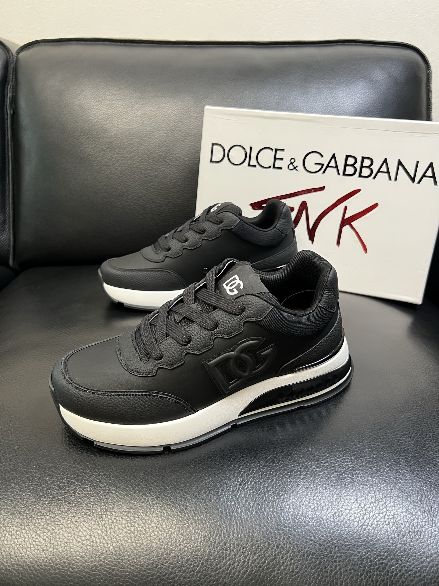 olce & Gabbana shoe